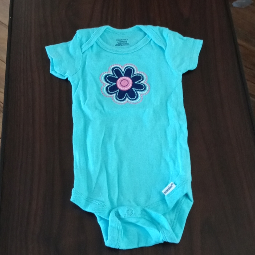 Baby girl onesie set